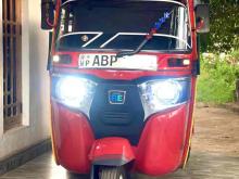 https://riyasewana.com/uploads/bajaj-re-309294825003.jpg