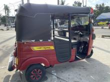https://riyasewana.com/uploads/bajaj-re-312011217453.jpg