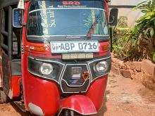 Bajaj RE 2017 Three Wheel
