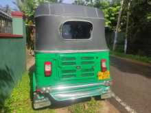 https://riyasewana.com/uploads/bajaj-re-3916334862.jpg
