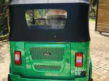 https://riyasewana.com/uploads/bajaj-re-39260622823.jpg