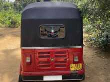 https://riyasewana.com/uploads/bajaj-re-4-1013351522912.jpg