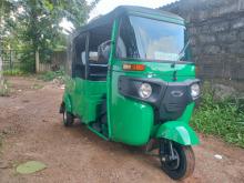Bajaj RE 4 Stroke 2025 Three Wheel