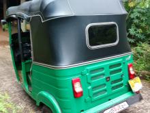 https://riyasewana.com/uploads/bajaj-re-4-1210481217795.jpg