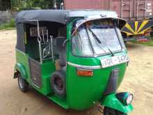 https://riyasewana.com/uploads/bajaj-re-4-12943594792.jpg