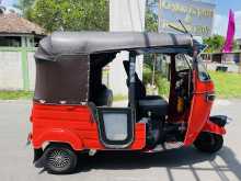 https://riyasewana.com/uploads/bajaj-re-4-138200422552.jpg