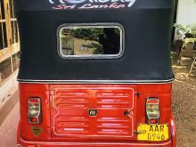 https://riyasewana.com/uploads/bajaj-re-4-14909496416.jpg