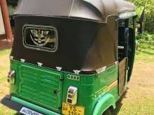 https://riyasewana.com/uploads/bajaj-re-4-151840384463.jpg