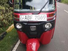 Bajaj RE 4 Stroke 2015 Three Wheel