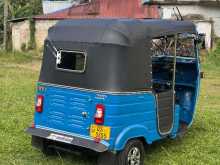 https://riyasewana.com/uploads/bajaj-re-4-16931274253.jpg