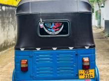 https://riyasewana.com/uploads/bajaj-re-4-17313417386.jpg