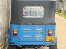 Bajaj RE 4 Stroke 2009 Three Wheel