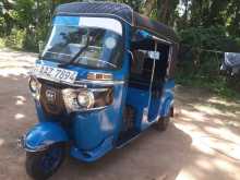 https://riyasewana.com/uploads/bajaj-re-4-191157014623.jpg