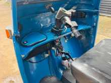 https://riyasewana.com/uploads/bajaj-re-4-2009-1511531112952.jpg