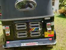 https://riyasewana.com/uploads/bajaj-re-4-2010-210082012752.jpg