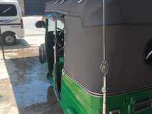 https://riyasewana.com/uploads/bajaj-re-4-2014-512134112793.jpg