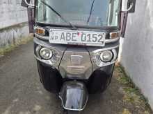 Bajaj RE 4 Stroke 2015 Three Wheel