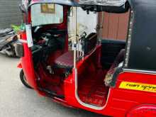 https://riyasewana.com/uploads/bajaj-re-4-2015-79351112504.jpg