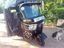 Bajaj RE 2015 Three Wheel