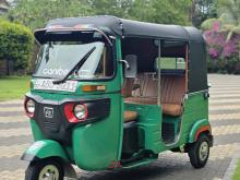 Bajaj RE 4 Stroke 2019 Three Wheel