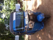 https://riyasewana.com/uploads/bajaj-re-4-201556326075.jpg