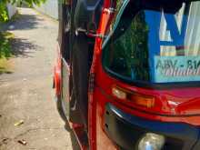 Bajaj RE 4 Stroke 2025 Three Wheel