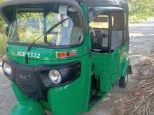 Bajaj RE 4 Stroke 2025 Three Wheel