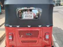 Bajaj RE 4 Stroke 2025 Three Wheel