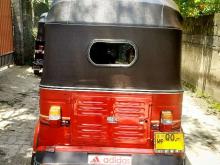 https://riyasewana.com/uploads/bajaj-re-4-21050496994.jpg