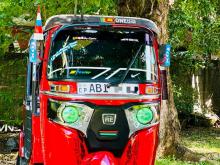 Bajaj RE 4 Stroke 2015 Three Wheel