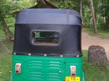 https://riyasewana.com/uploads/bajaj-re-4-211146086586.jpg