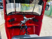 https://riyasewana.com/uploads/bajaj-re-4-2314274817564.jpg