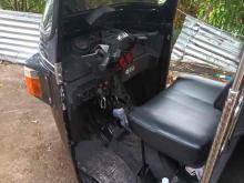 https://riyasewana.com/uploads/bajaj-re-4-2320044824722.jpg