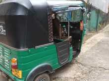 https://riyasewana.com/uploads/bajaj-re-4-240555622623.jpg