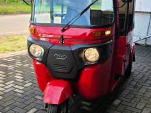 Bajaj RE 4 Stroke 2025 Three Wheel