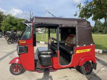 https://riyasewana.com/uploads/bajaj-re-4-2519505617422.jpg