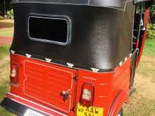 https://riyasewana.com/uploads/bajaj-re-4-2649394303.jpg