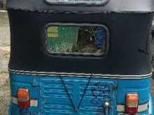 https://riyasewana.com/uploads/bajaj-re-4-311032254472.jpg