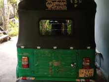 https://riyasewana.com/uploads/bajaj-re-4-31949004322.jpg