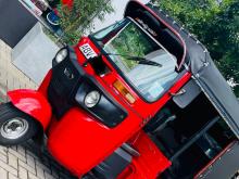 Bajaj RE 4 Stroke 2025 Three Wheel