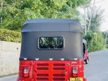 https://riyasewana.com/uploads/bajaj-re-4-418580422553.jpg