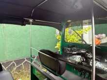 https://riyasewana.com/uploads/bajaj-re-4-4517274133.jpg