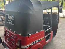 https://riyasewana.com/uploads/bajaj-re-4-521080822982.jpg