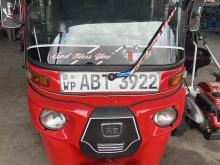 https://riyasewana.com/uploads/bajaj-re-4-521084124423.jpg