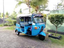 https://riyasewana.com/uploads/bajaj-re-4-56224317372.jpg