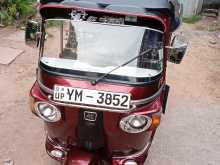 Bajaj RE 205 2011 Three Wheel