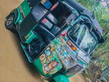 Bajaj RE 4 Stroke 2014 Three Wheel
