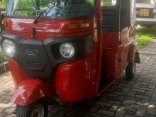 Bajaj RE 4 Stroke 2026 Three Wheel