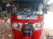 Bajaj RE 4 Stroke 2015 Three Wheel
