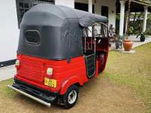 https://riyasewana.com/uploads/bajaj-re-417130122763.jpg